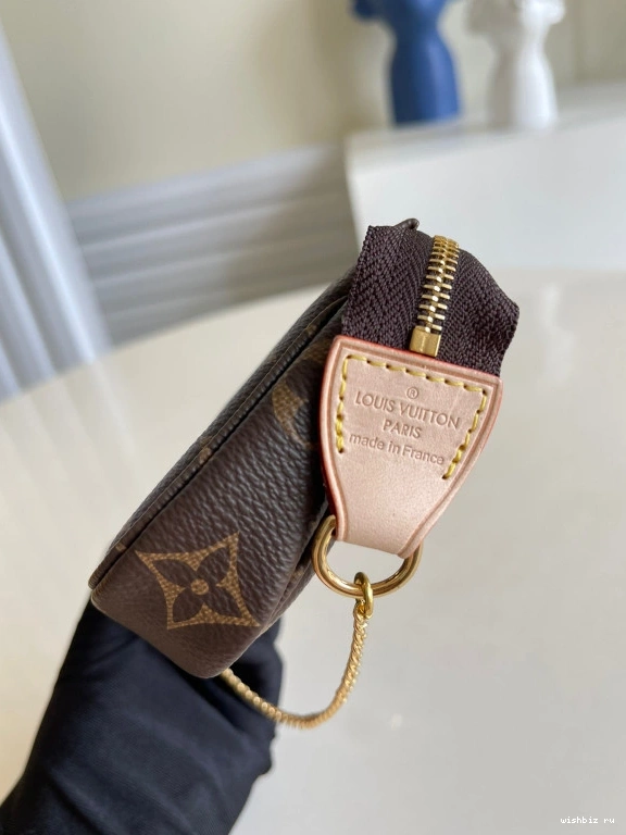WIS LOUIS VUITTON POCHETTE MINI ACCESSOIRES 0718